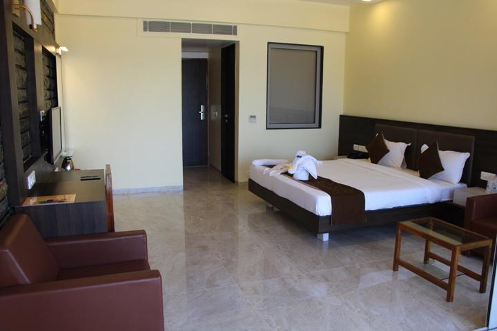 Krishna Beach Resorts - Diu Esterno foto